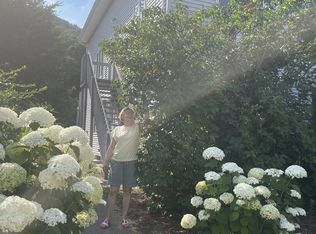 76 Derby Ave #2, Seymour, CT 06483