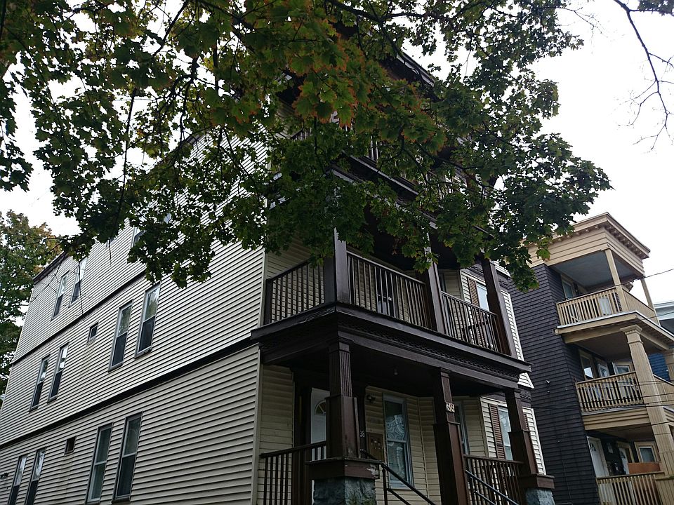 2nd image of 38 Theodore St