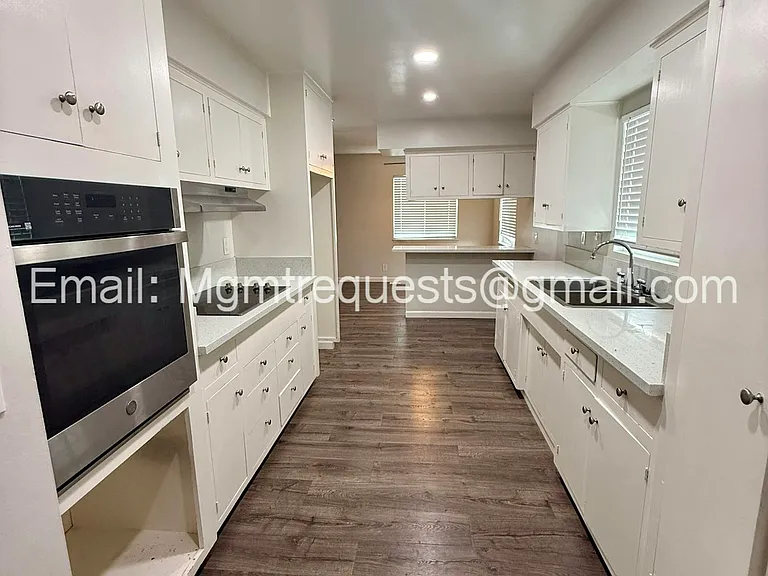 4250 10th St #4250 — Photo 4
