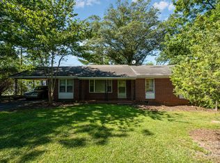 220 Lackey St, Kings Mountain, NC 28086