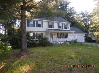 4 Round Table Rd, Saratoga Springs, NY 12866