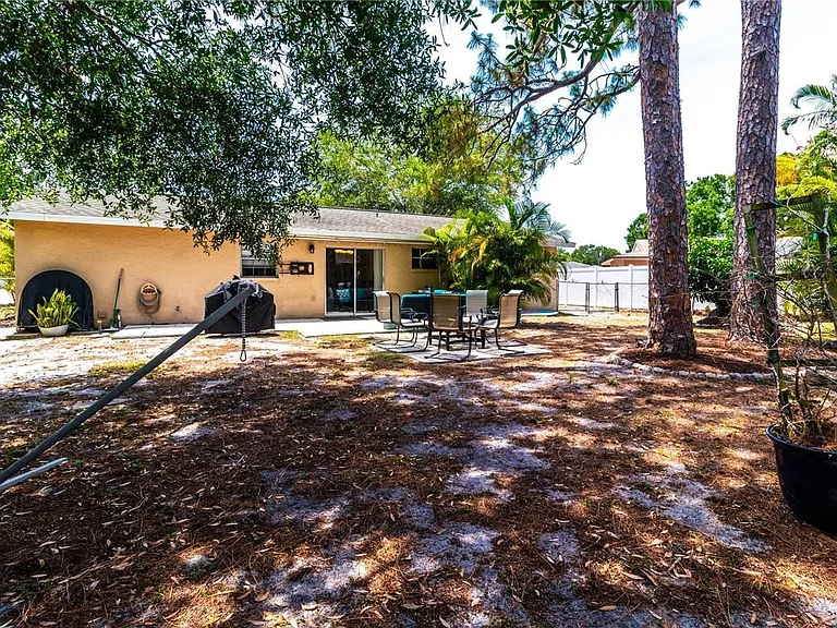 3314 Island Date Cir — Photo 37
