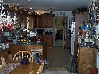 4th image of 19 Hickory Dr