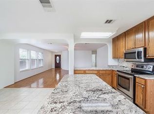 701 New Country Rd, Kyle, TX 78640