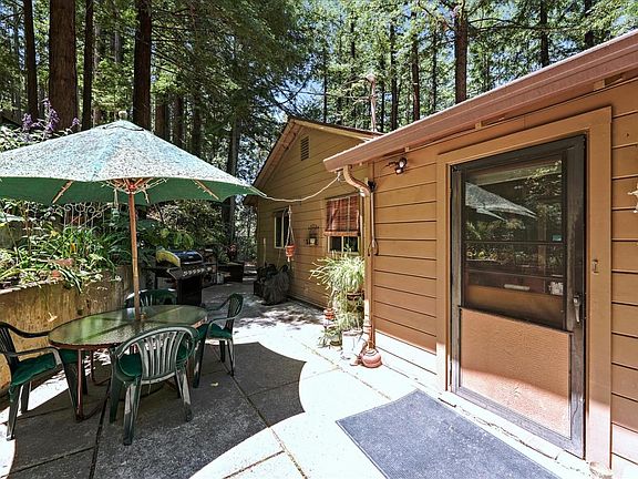 2nd image of 11585 Lake Blvd