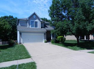 5712 SW 33rd Ct, Topeka, KS 66614