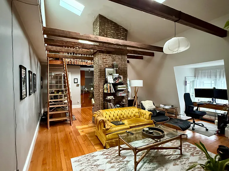 343 Broadway St #3E — Photo 2