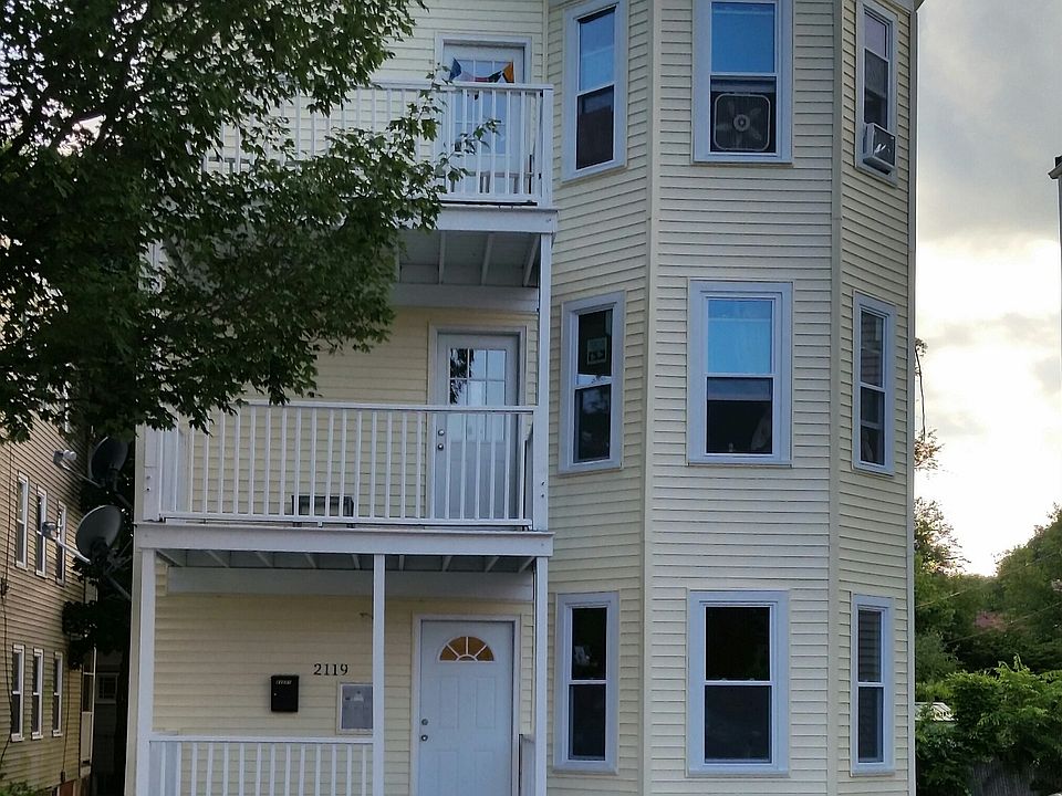 2nd image of 2119 Dorchester Ave