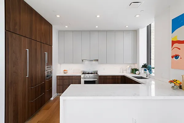 Sold by Triplemint | media 8