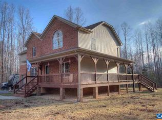 5319 Woodstone Ct, Louisa, VA 23093