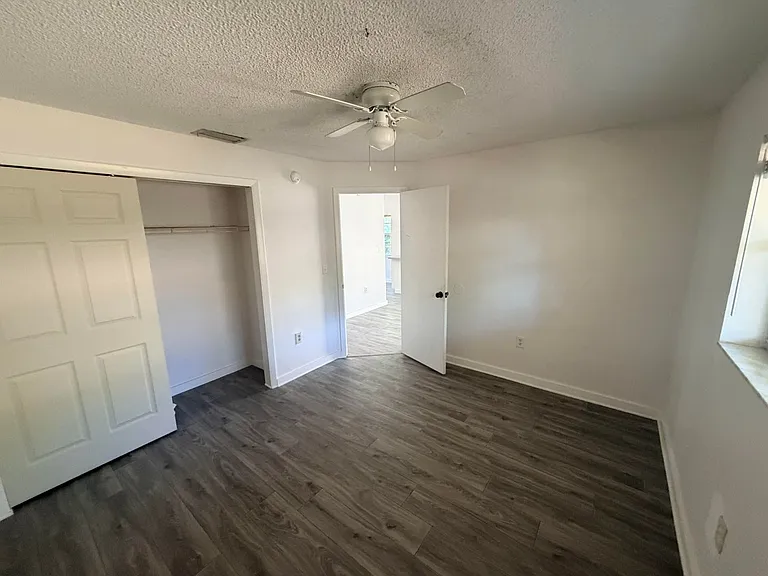 7434 Chapel Ave — Photo 10