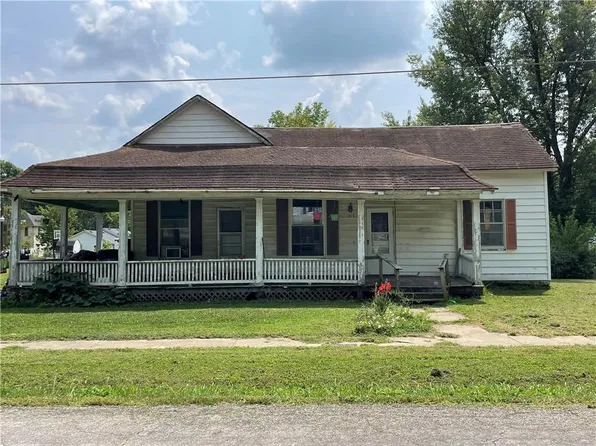 313 W Harrison St, Butler, MO 64730