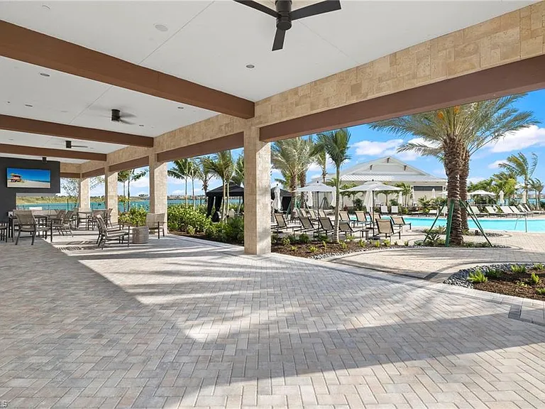 11861 Venetian Lagoon Dr — Photo 42