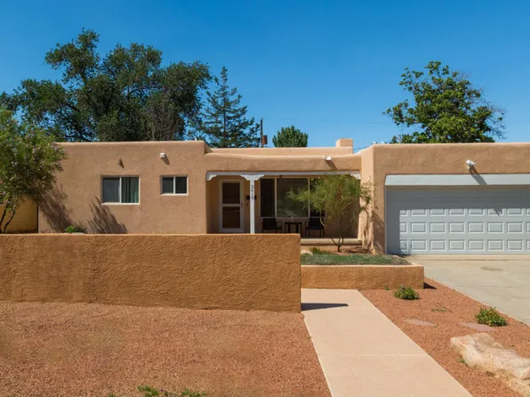 3619 Calle Del Monte NE, Albuquerque, NM 87110
