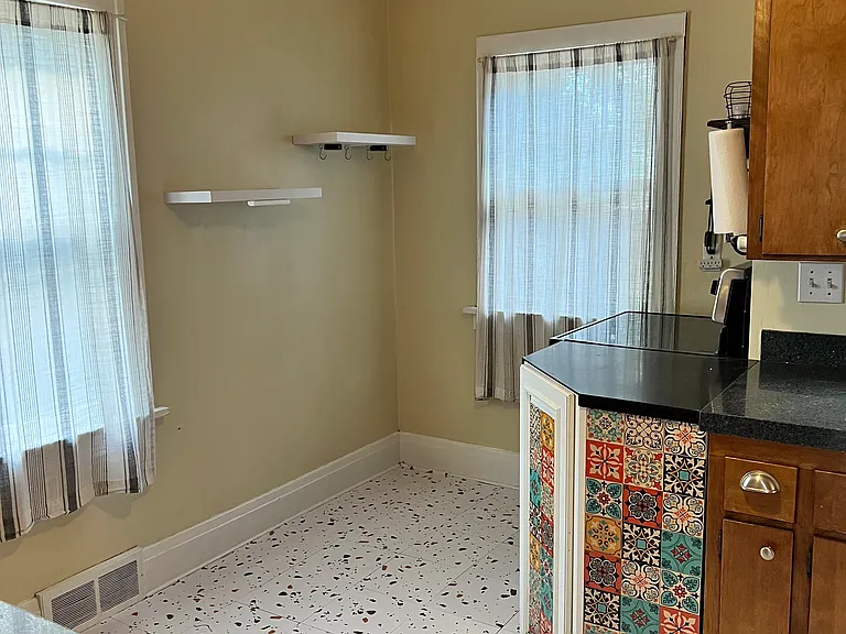 4519 Chamberlain Dr — Photo 14