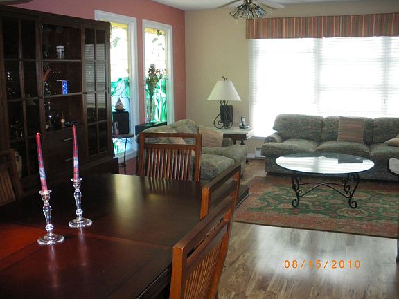 L/R Dining Room