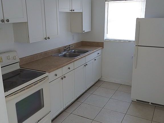 2nd image of 134 21st St SE