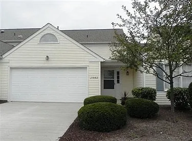 21802 Addington Blvd #15 photo 1