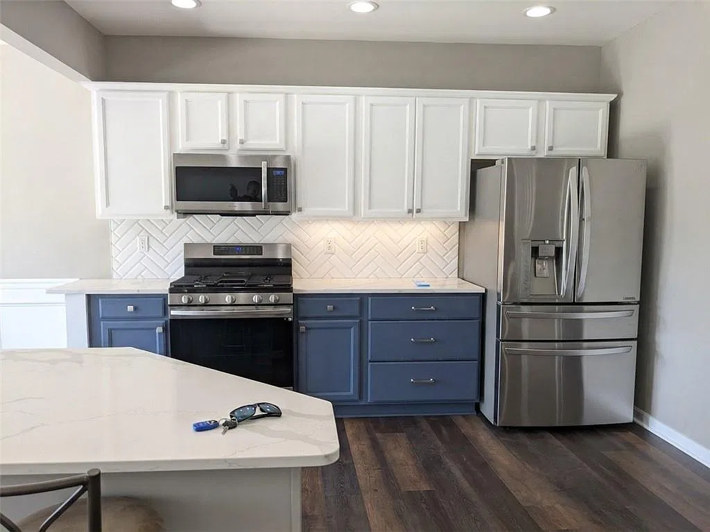 3 bed, 2.5 bath, 1875 sqft, $2,500 — Photo 4