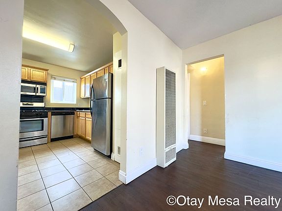 4th image of 481 Palm Ave APT 2