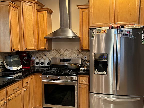 4th image of 3972 W Heidelberg Ln