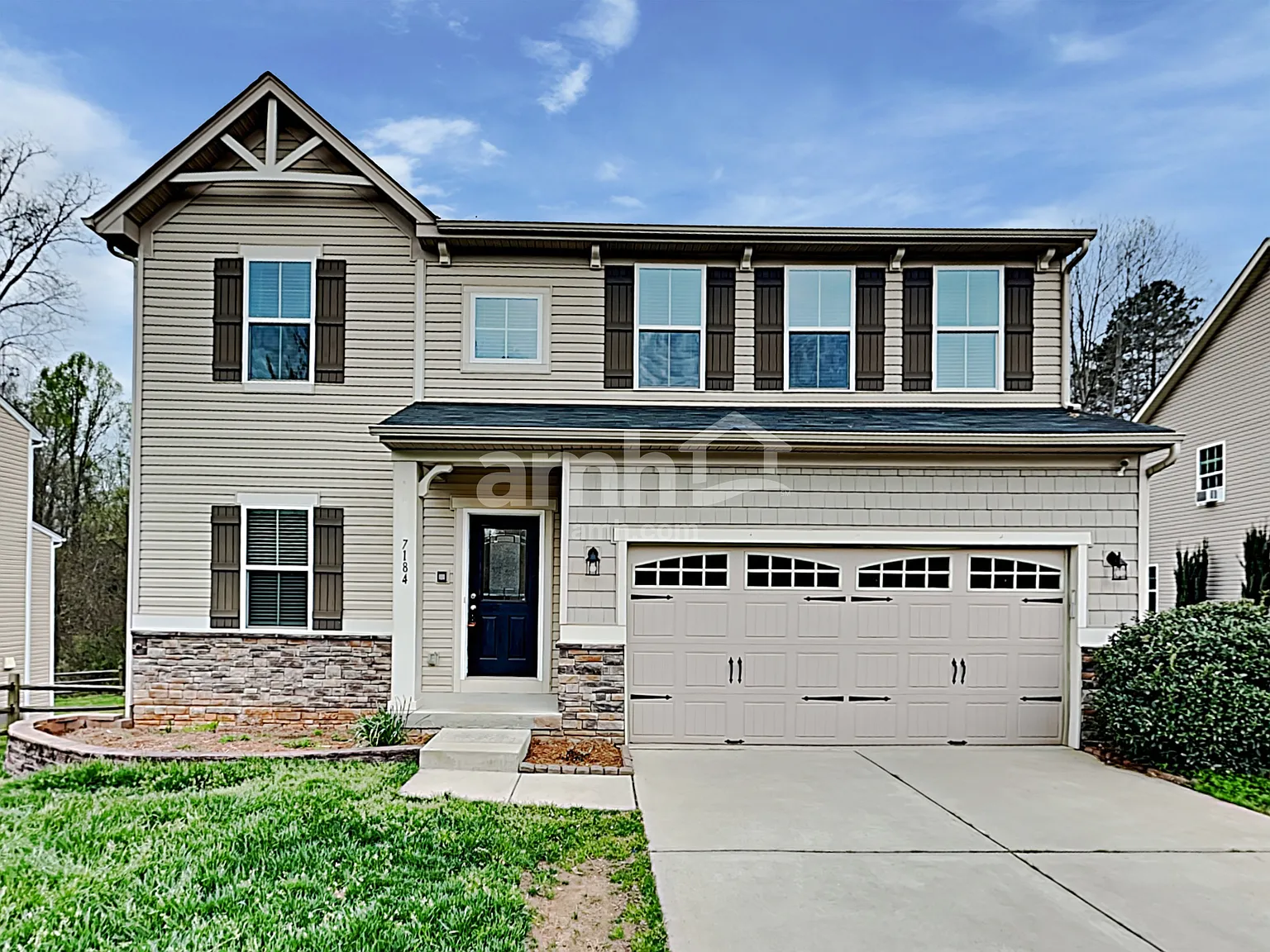 5 bed, 3.5 bath, 3294 sqft, $2,960 — Photo 1
