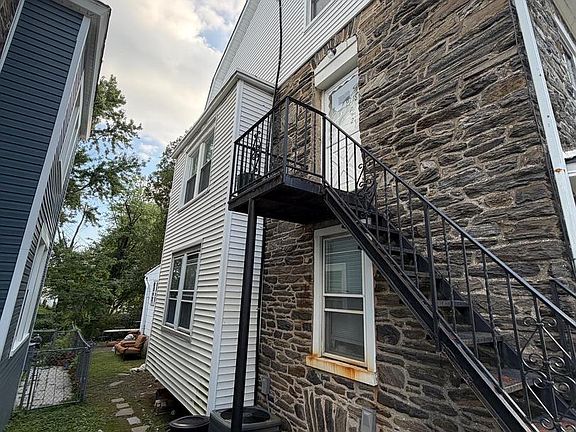 3rd image of 9218 W Chester Pike