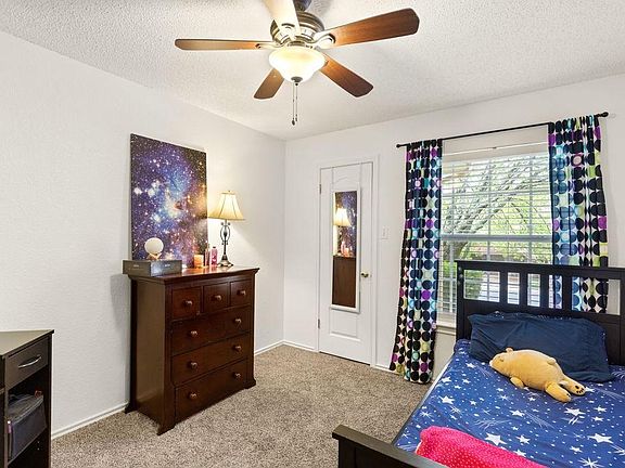 5th image of 3742 Newland Dr