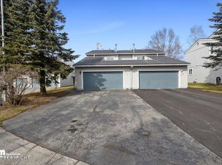 1917 Parkview Cir, Anchorage, AK 99501