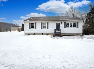 9246 Oakland Rd, Weedsport, NY 13166