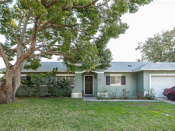 2nd image of 3032 Castle Harbor Dr