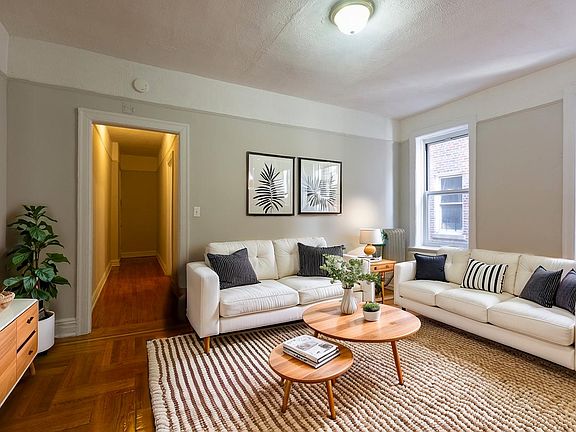3rd image of 514 W 213th St APT 3I