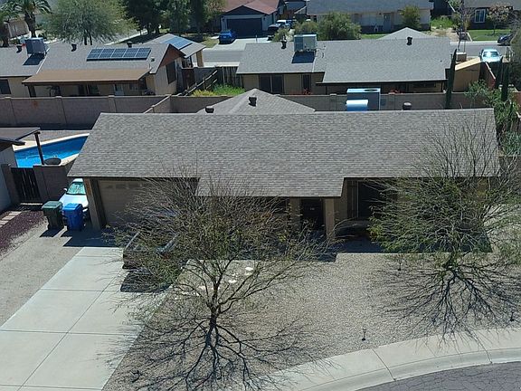 2nd image of 4933 W Villa Maria Dr