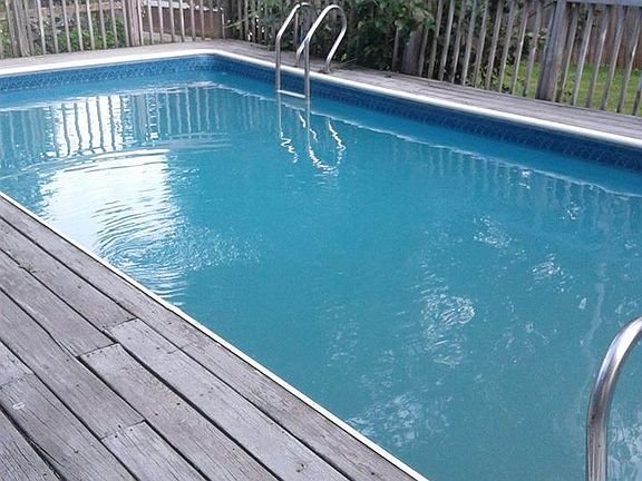 4th image of 10 Riverview Dr