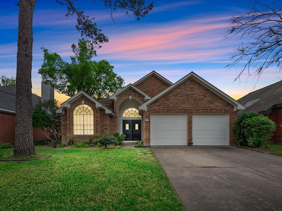 1st image of 15954 Oak Mountain Dr