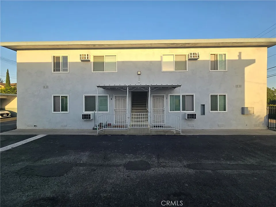 10813 Elliott Ave #1
