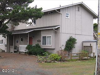 1st image of 1529 NW 33rd St