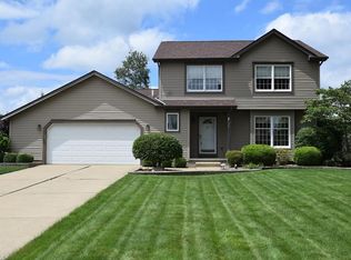 28 Shawnee Dr, Girard, OH