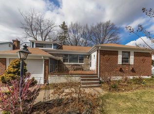 63 Wellsboro Rd, Valley Stream, NY 11580