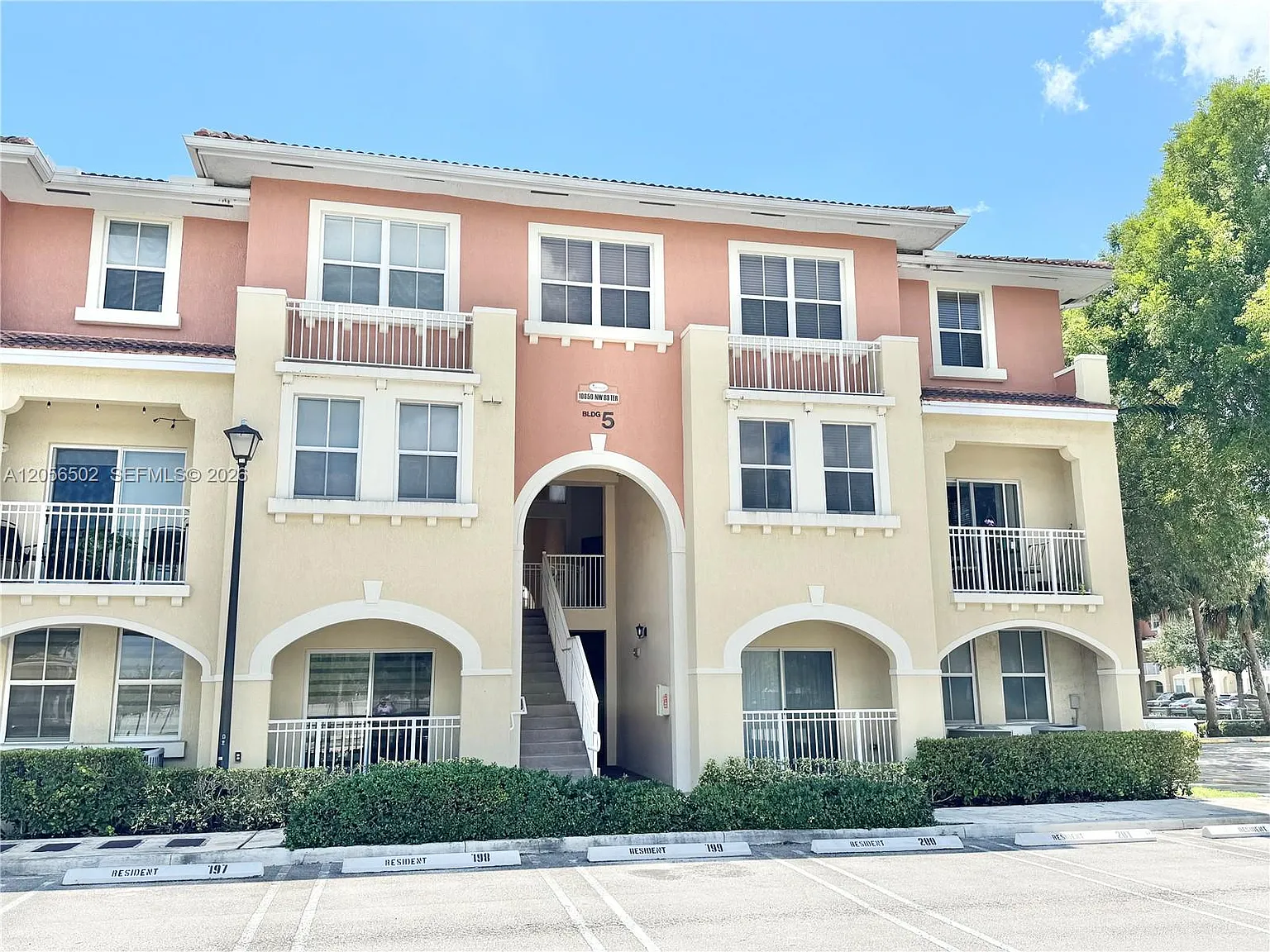 Coronado At Doral I Condo — Photo 2
