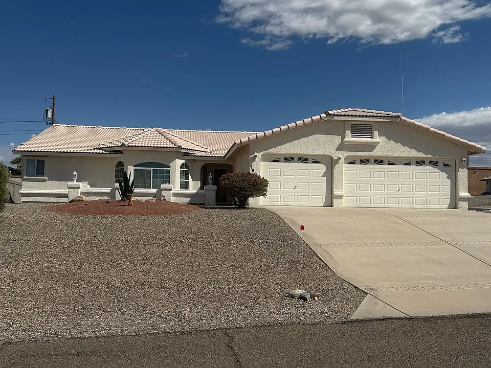 1697 Cardinal Dr