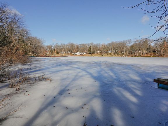2236 Crest Dr-104
