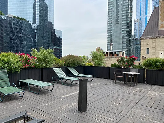 Rented by Evans Real Estate | media 11