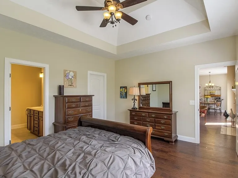 7913 Kirkfield Dr — Photo 17
