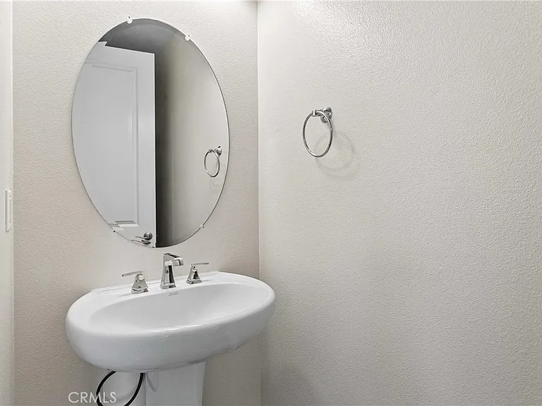 105 Cordial — Photo 27