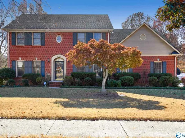 104 La Rue St, Huntsville, AL 35811