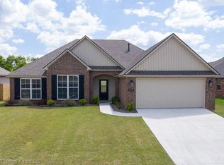 8118 Big Oak Dr, Fort Smith, AR 72916