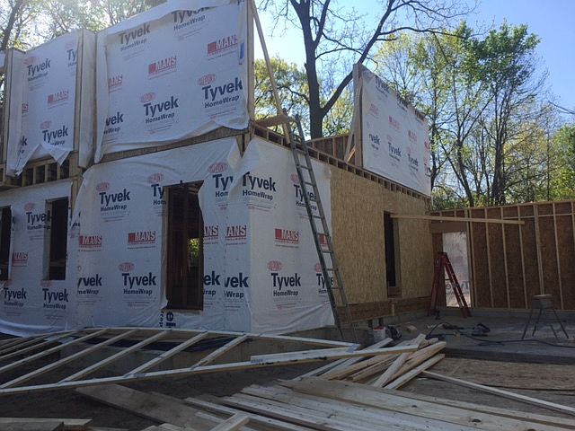 1st image of 1000 Ravenwood St