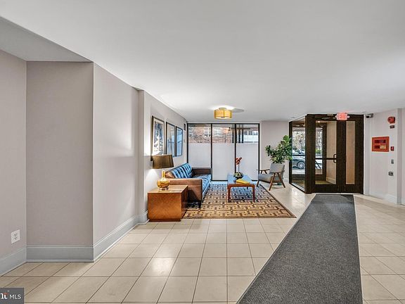 3rd image of 1245 13th St NW APT 915