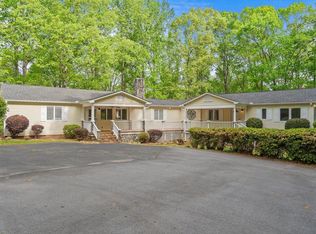 120 Owens Dr, Inman, SC 29349